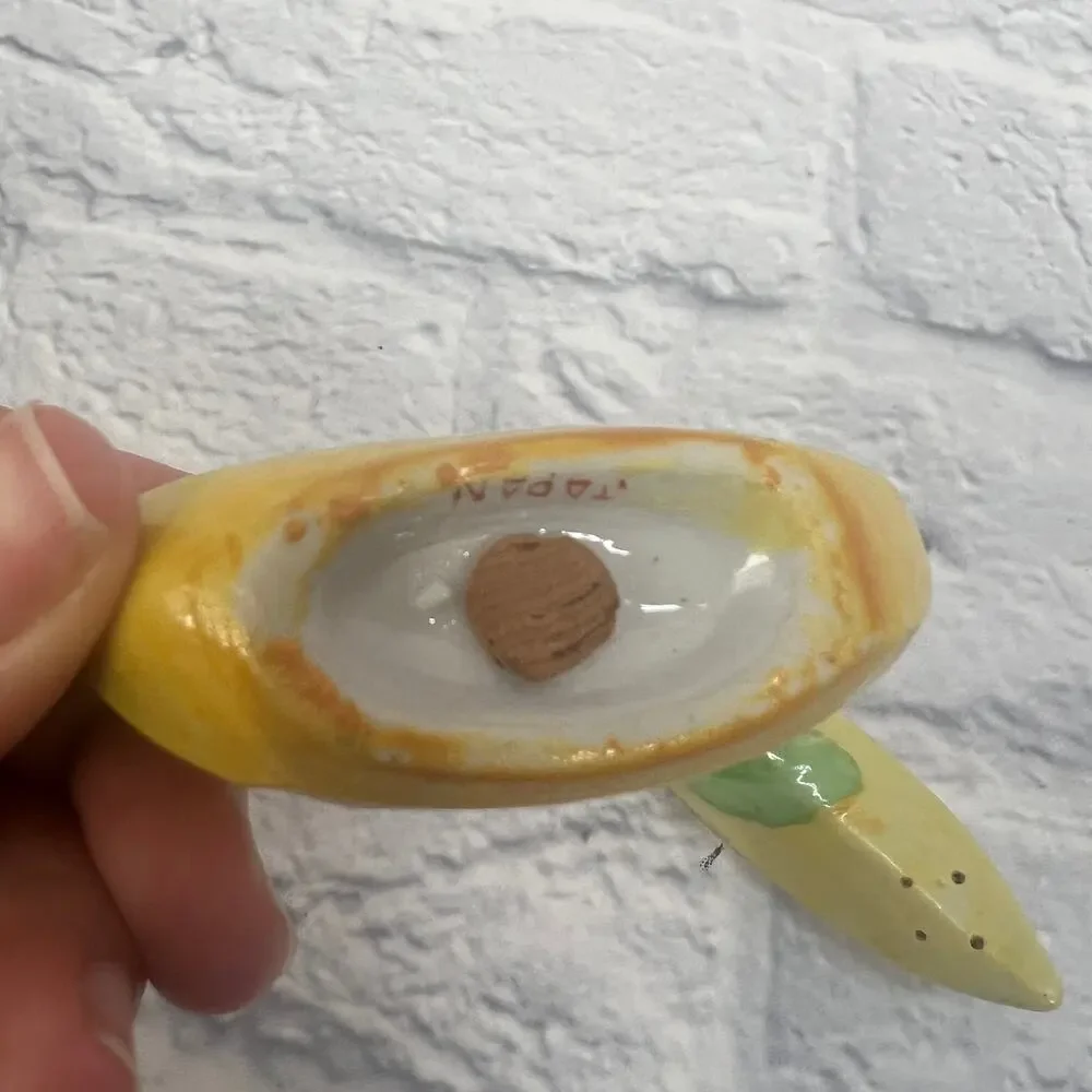 Vintage ceramic bananas